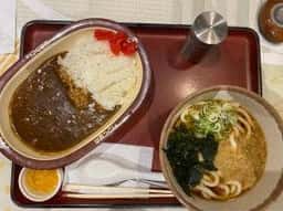 山田うどん 小谷田バイパス店