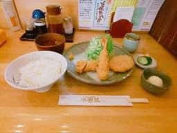 とんかつ専門店 勝蔵