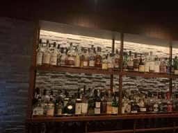 Shot bar レンガ