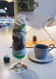 ツル カフェ
