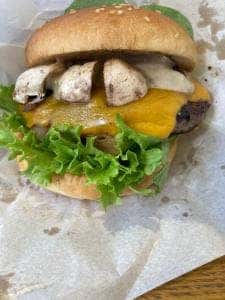 フレッシュネスバーガー 名古屋藤が丘店