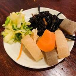 蕎麦・ダイニング・バー 煮物や 艶