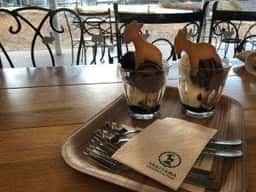 八木山動物公園内 アフリカ園売店