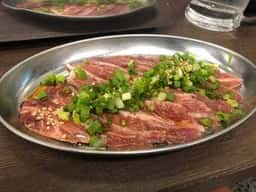 焼肉ホルモンさっちゃん