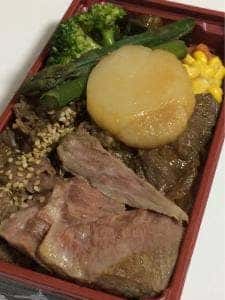 豊平館厨房 dining桑名 すすきの店
