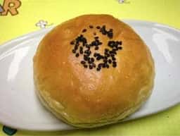 イスズベーカリー 生田ロード店