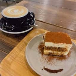 サンワコーヒーワークス ルクアイーレ店
