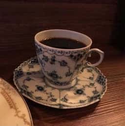 コーヒーとワインの店 三間堂