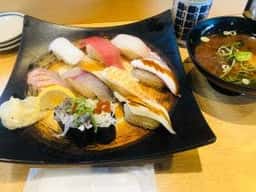 魚河岸のすしえびす三宮東店