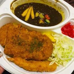 俺たちカレー部。神戸元町店