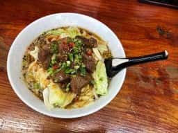 上海楼 刀削麺館
