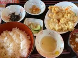 お食事処 山もみじ