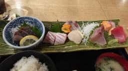 長浜鮮魚卸直営店 炉端 魚助