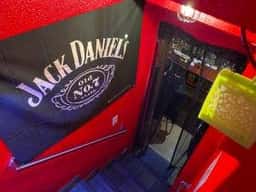 ハイボール酒場あなぐら