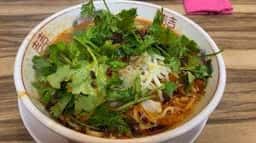 ダントツラーメン 高松一番店