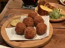 ザ・クラッパム イン