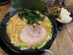 濃厚とんこつラーメン専門店 さがみ家 宇都宮インターパーク店