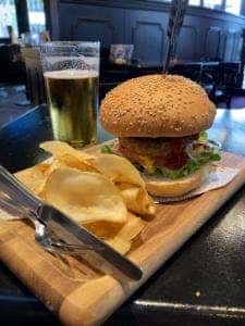 British Cafe&Pub OXO アスナル金山店