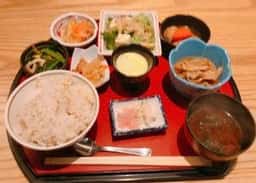 おばんざい割烹 茂治