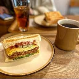 TREMOLO Sandwich& Coffee