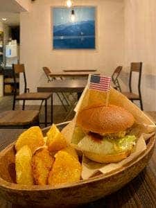 Y's BURGER
