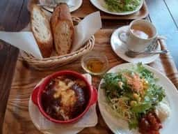 クラムボン 関店