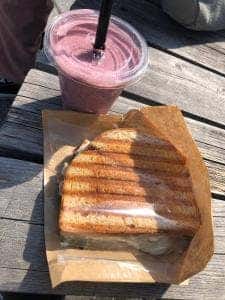 スタンドカフェアイルラーク