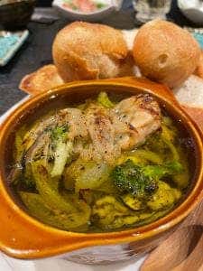 居魚屋ちひろ