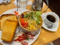 Cafe BOMBOM