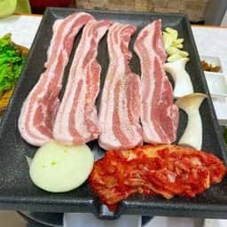 韓国食堂 牛菜