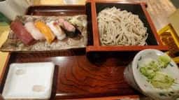 大衆蕎麦・大衆酒場 りん