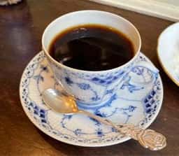 黒猫茶房