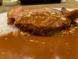 カレーナンド スプーン