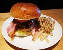 ミートダイニングZIG