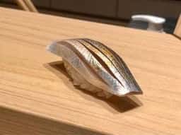 鮨 悠伝