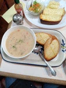 カフェ コロラド 横浜大口駅前店