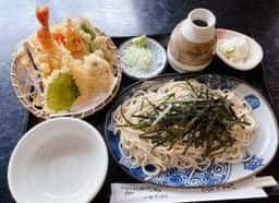 千長そば店