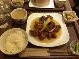 飲茶バル チェンロン 神戸三宮