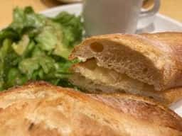 Komu's Bakery