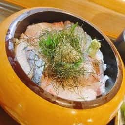鮨蔵