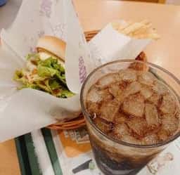 モスバーガー 練馬春日町店
