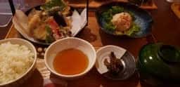 元町ウマハロ かつ丼・天ぷら専門店