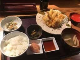 博多もつ鍋 やまや JR三ノ宮店