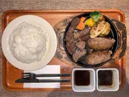 いしがまやハンバーグ 成城コルティ店