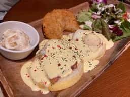 ハワイアンダイニング＆バー マハロア