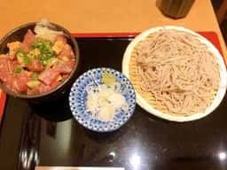 そば処 つなや