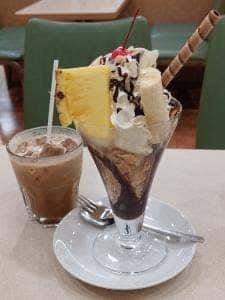 コンパル 金山店