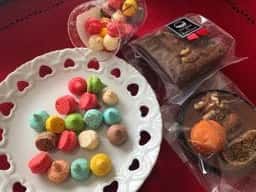 MACARON ET CHOCOLAT