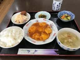 華郷餃子
