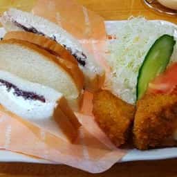 コメダ珈琲店 四日市富田店